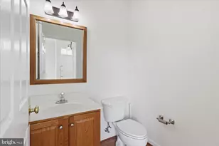 25828 Kirkwood Square, Chantilly, VA 20152 - Photo 14
