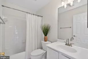 557 Edmonton Terrace NE, Leesburg, VA 20176 - Photo 36