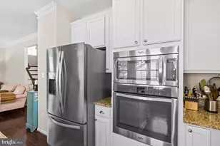 20317 Vermeer St, Ashburn, VA 20147 - Photo 14