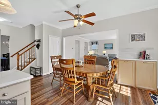 17565 Brookville Ct, Round Hill, VA 20141 - Photo 12