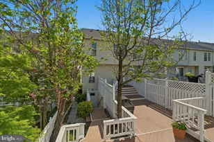20361 Hartwell St, Ashburn, VA 20147 - Photo 38