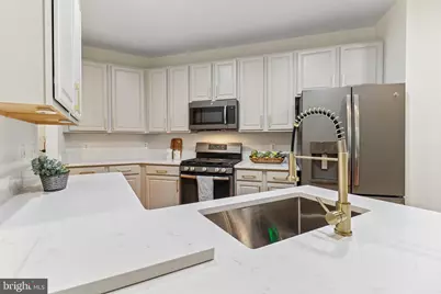 43528 Clivedon Court, Ashburn, VA 20147 - Photo 6