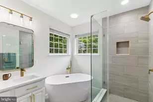 43528 Clivedon Ct, Ashburn, VA 20147 - Photo 24
