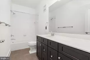 44824 Tiverton Sq, Ashburn, VA 20147 - Photo 22