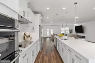 44824 Tiverton Sq, Ashburn, VA 20147 - Photo 10
