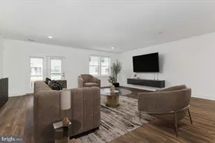 44824 Tiverton Sq, Ashburn, VA 20147 - Photo 2