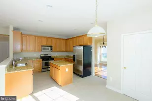 42983 Sundance Square, Broadlands, VA 20148 - Photo 8