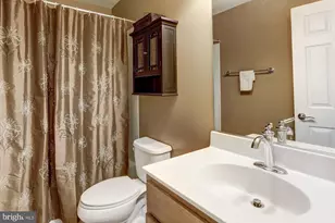 43531 Heritage Gap Terrace, Chantilly, VA 20152 - Photo 32