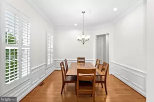 35124 Greyfriar Dr, Round Hill, VA 20141 - Photo 10