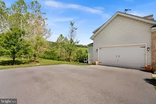 35124 Greyfriar Dr, Round Hill, VA 20141 - Photo 86