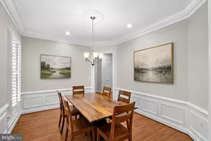 35124 Greyfriar Dr, Round Hill, VA 20141 - Photo 10
