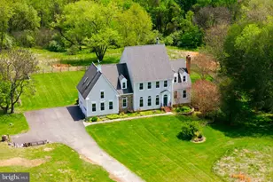 15018 Clover Hill Rd, Waterford, VA 20197 - Photo 2