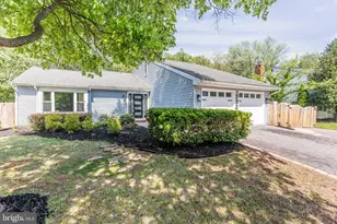 230 E Juniper Ave, Sterling, VA 20164 - Photo 2