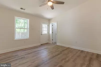 230 E Juniper Avenue, Sterling, VA 20164 - Photo 26