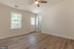 230 E Juniper Ave, Sterling, VA 20164 - Photo 26