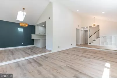 230 E Juniper Avenue, Sterling, VA 20164 - Photo 8