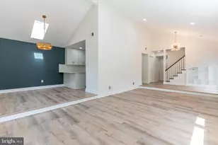 230 E Juniper Ave, Sterling, VA 20164 - Photo 8