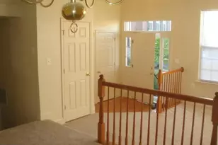 643 McLeary Square SE, Leesburg, VA 20175 - Photo 2