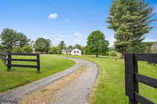 16045 Hamilton Station Rd, Waterford, VA 20197 - Photo 36