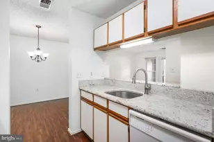 21029 Timber Ridge Terrace, Ashburn, VA 20147 - Photo 14