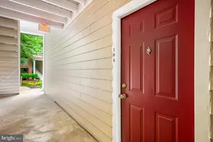 21029 Timber Ridge Terrace, Ashburn, VA 20147 - Photo 2