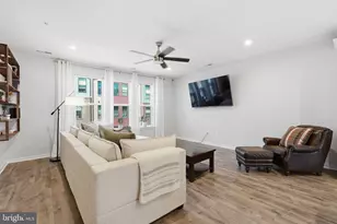 44617 Wolfhound Sq, Ashburn, VA 20147 - Photo 2