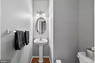 19189 Kepharts Mill Terrace, Leesburg, VA 20176 - Photo 26