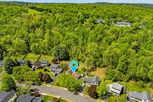 911 Chancellor St SW, Leesburg, VA 20175 - Photo 2