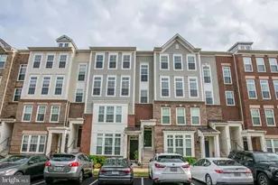 43573 Helmsdale Terrace, Chantilly, VA 20152 - Photo 1