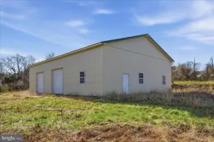 20161 Askegrens Ln, Sterling, VA 20165 - Photo 14