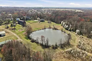 20161 Askegrens Ln, Sterling, VA 20165 - Photo 6