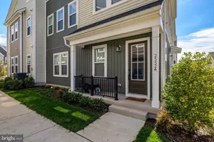 25524 Red Cherry Dr, Aldie, VA 20105 - Photo 2