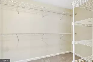 21724 Regents Park Cir, Sterling, VA 20166 - Photo 38