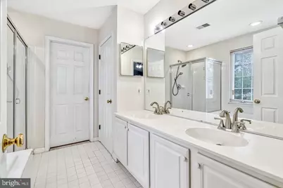 21724 Regents Park Circle, Sterling, VA 20166 - Photo 36
