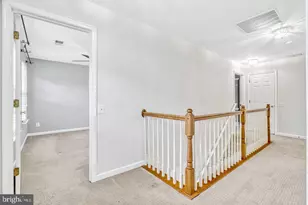 21724 Regents Park Cir, Sterling, VA 20166 - Photo 40