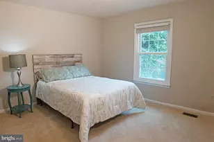 21186 Vineland Square, Ashburn, VA 20147 - Photo 12