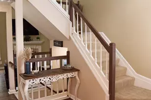 21186 Vineland Square, Ashburn, VA 20147 - Photo 2