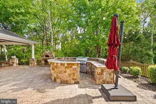 42669 Emperor Dr, Brambleton, VA 20148 - Photo 34