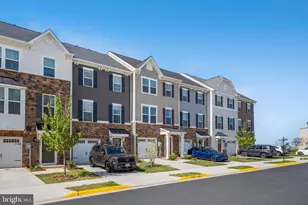 46360 Mount Kellogg Ter, Sterling, VA 20164 - Photo 2