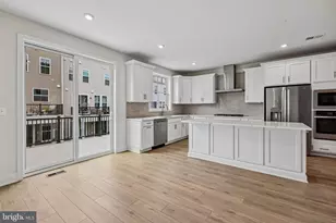 42198 Shining Star Sq, Ashburn, VA 20148 - Photo 8