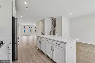 42198 Shining Star Sq, Ashburn, VA 20148 - Photo 10