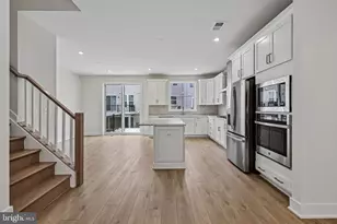 42198 Shining Star Sq, Ashburn, VA 20148 - Photo 4