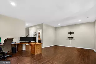 23536 Epperson Square, Brambleton, VA 20148 - Photo 38