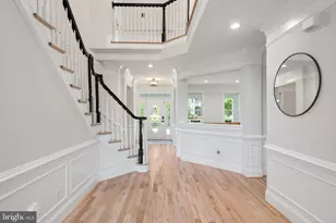 16328 Limestone Ct, Leesburg, VA 20176 - Photo 4