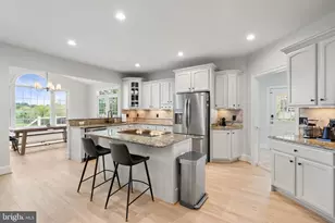 16328 Limestone Ct, Leesburg, VA 20176 - Photo 4