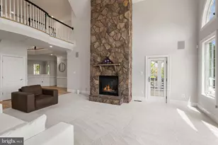 16328 Limestone Ct, Leesburg, VA 20176 - Photo 14