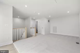 42143 Picasso Sq, Ashburn, VA 20148 - Photo 28