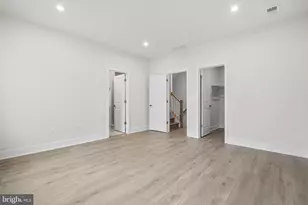 42143 Picasso Sq, Ashburn, VA 20148 - Photo 22