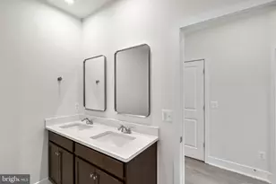 42145 Picasso Sq, Ashburn, VA 20148 - Photo 24