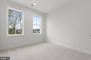 42145 Picasso Sq, Ashburn, VA 20148 - Photo 26